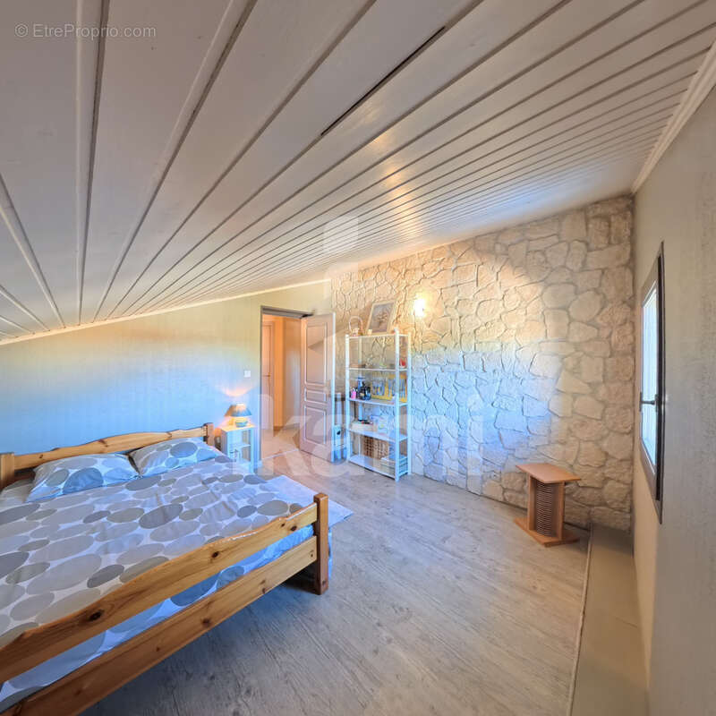 Maison à SAINT-NAZAIRE-EN-ROYANS