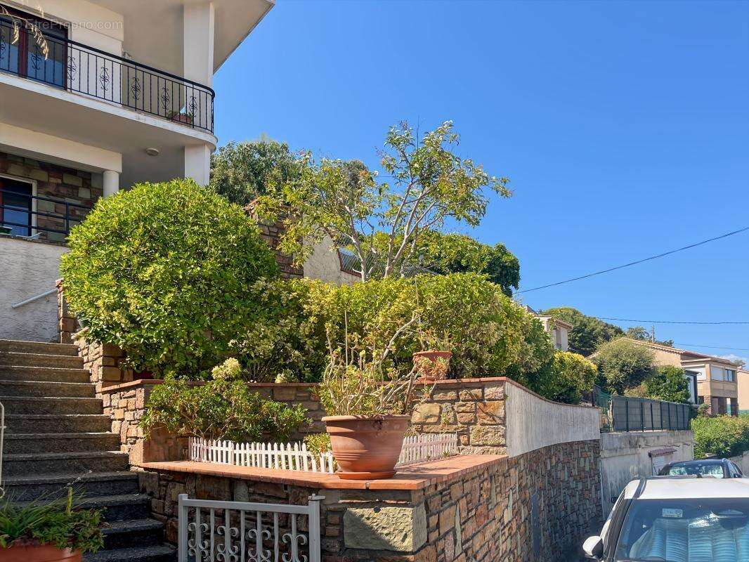 Maison À Vendre composée de 2 appartements (3 et 4 pièces) - photo 38