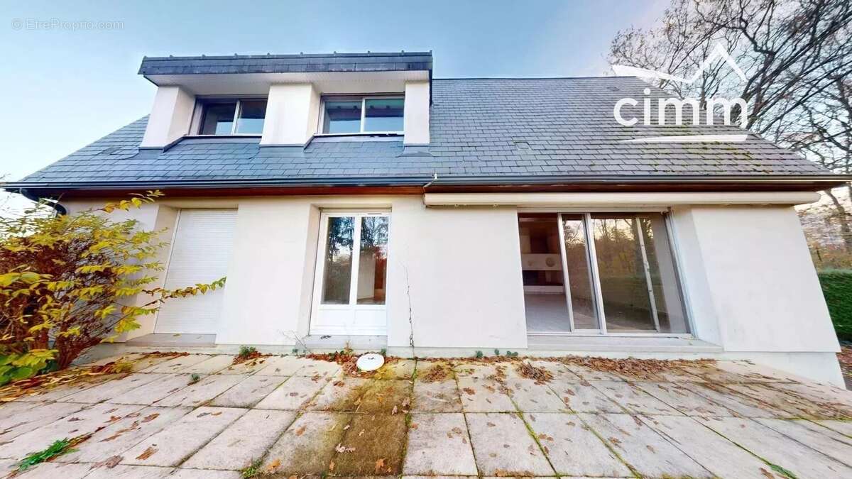 Maison à SAINT-CYR-EN-VAL