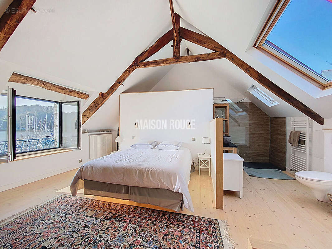 Maison à LA VICOMTE-SUR-RANCE