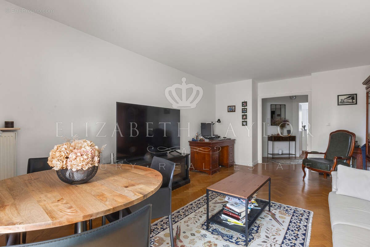 Appartement à LE VESINET