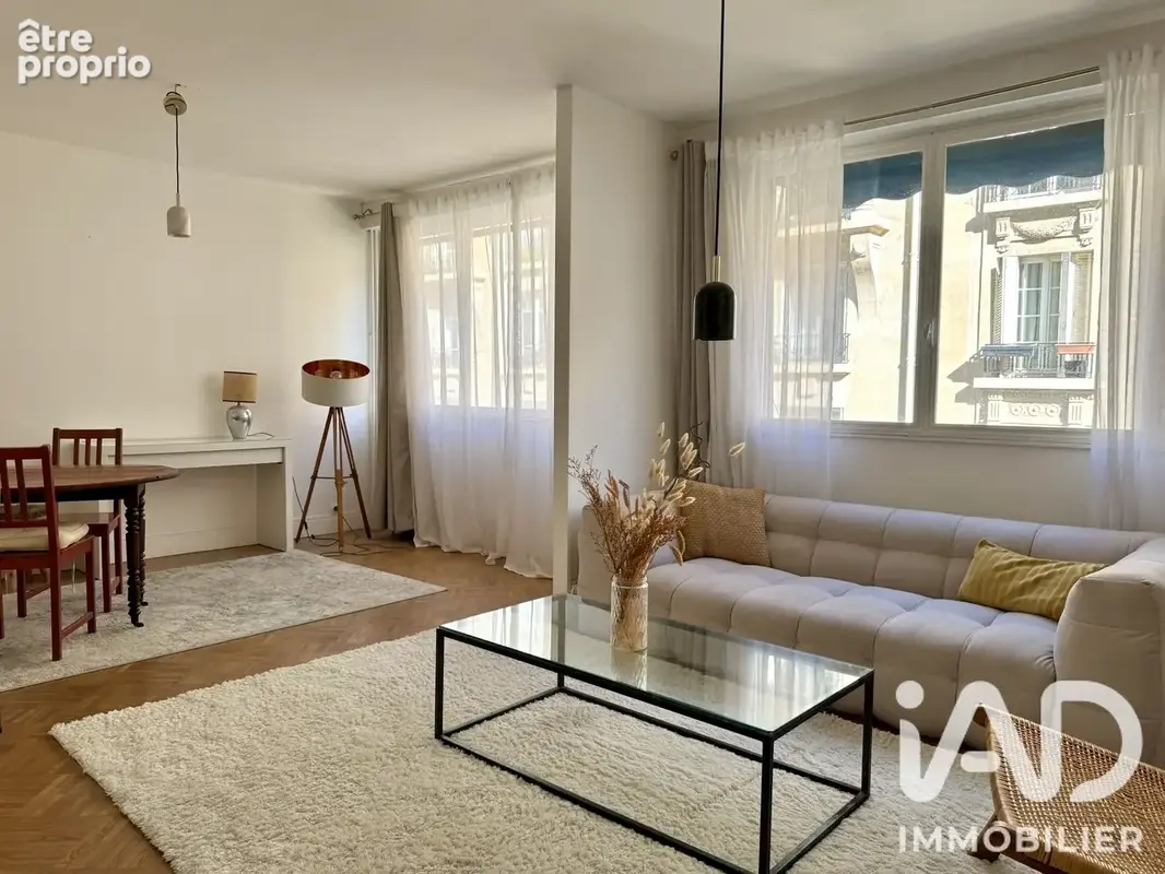 Photo 1 - Appartement à PARIS-16E
