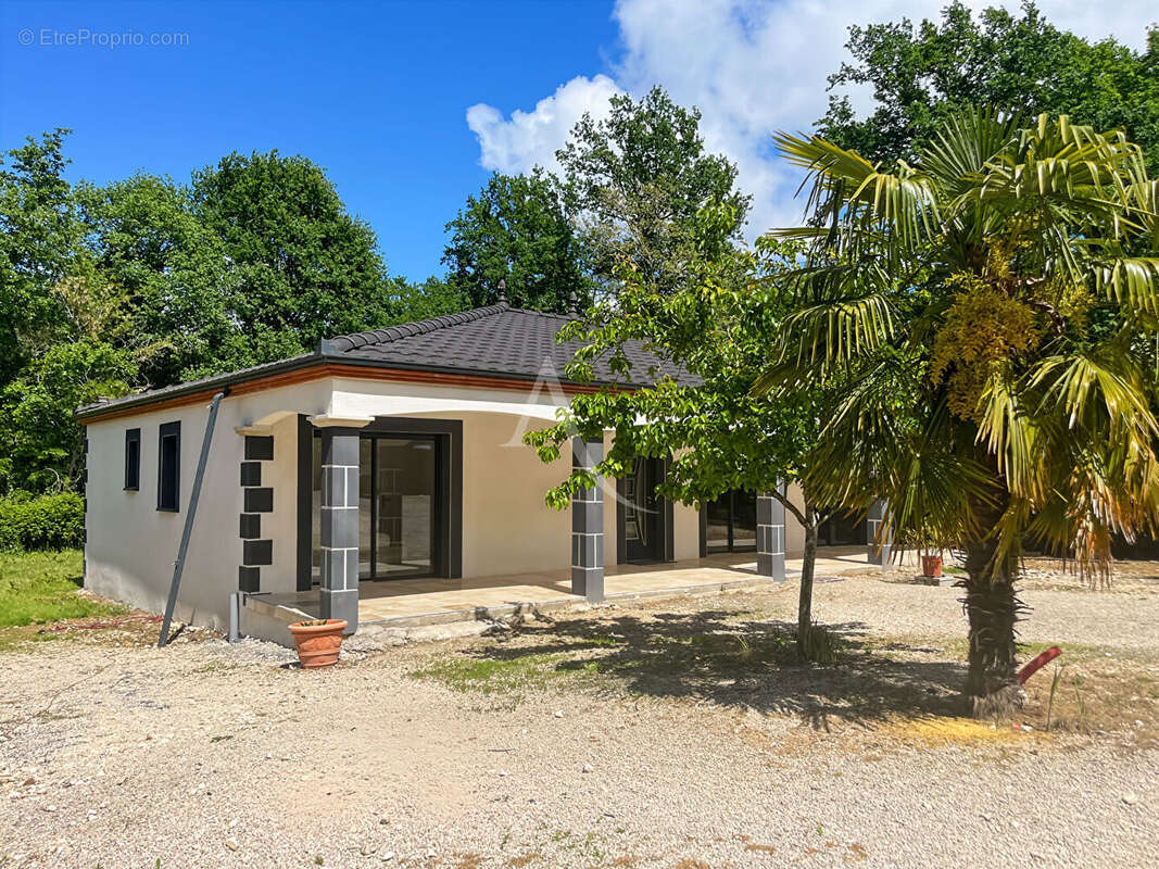 Maison à FUMEL