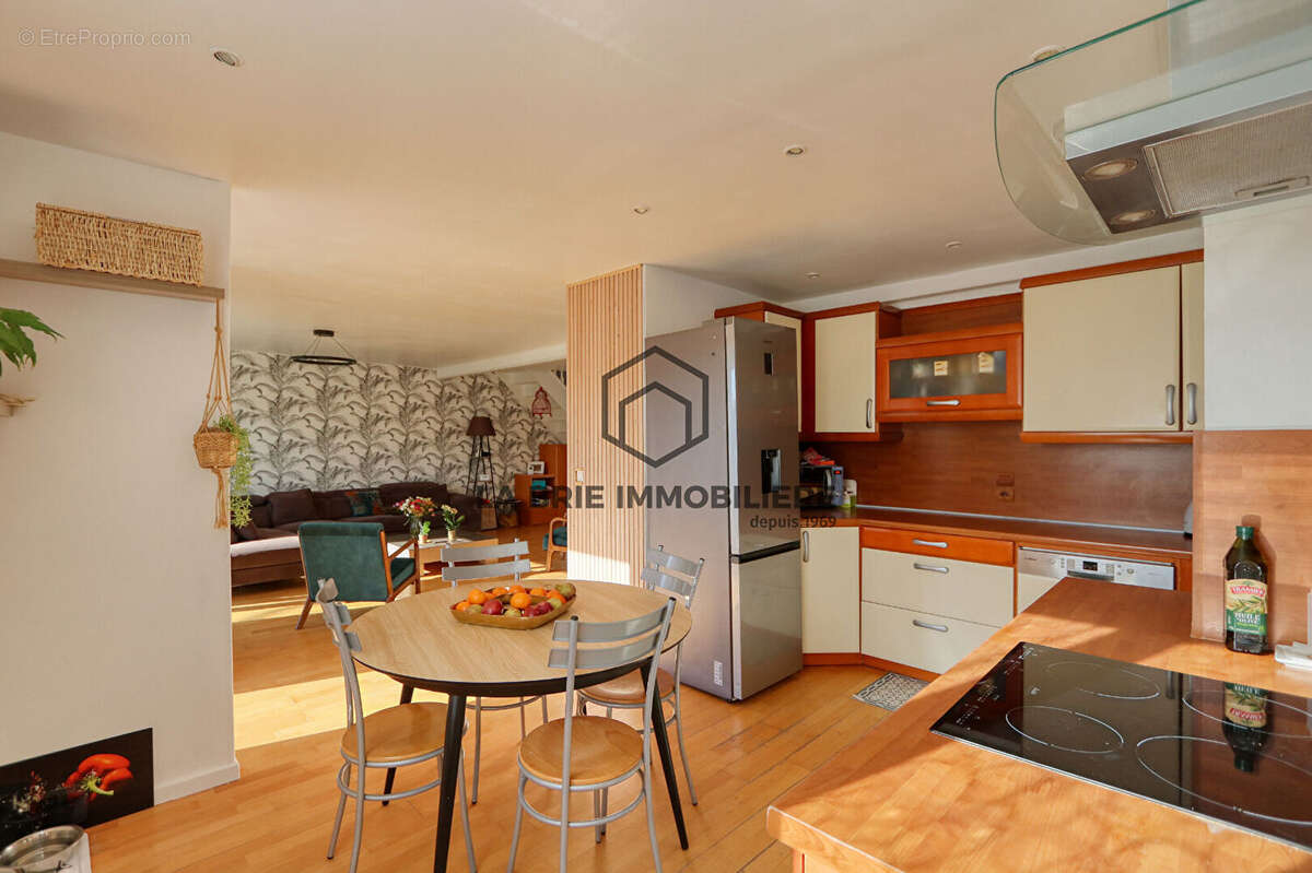 Maison à VILLECRESNES