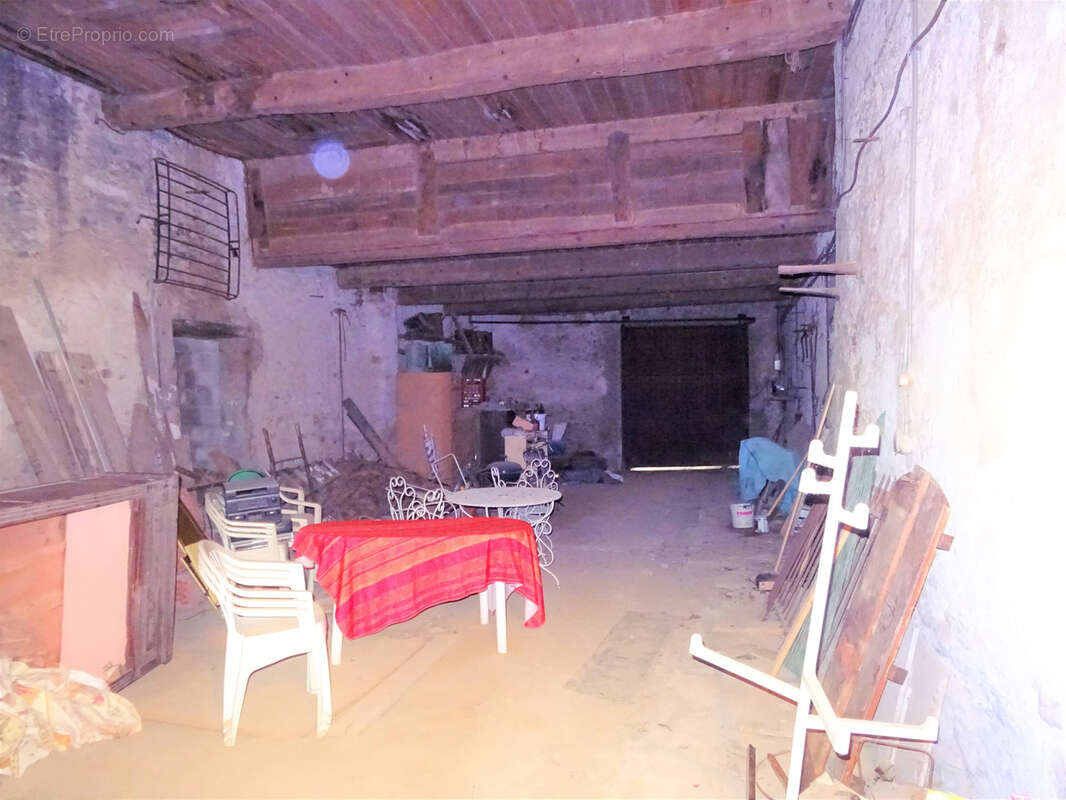 Maison à PEYRIAC-MINERVOIS