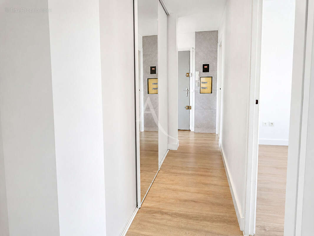 Appartement Neuilly Sur Marne 4 pièce(s) - photo 6