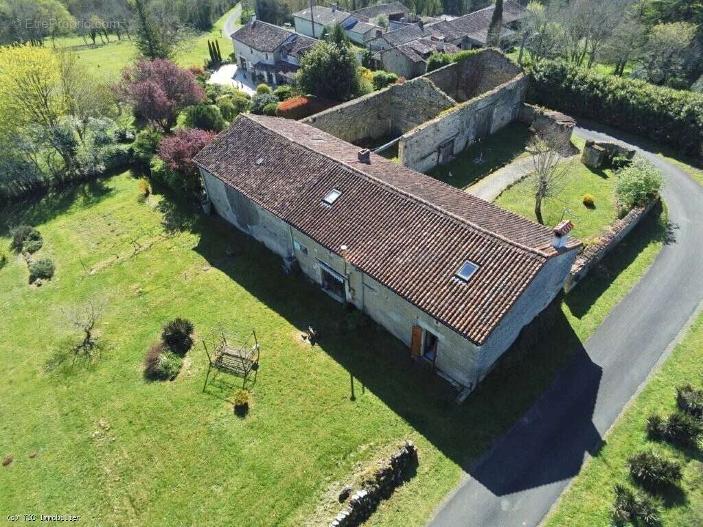 Maison à MANSLE