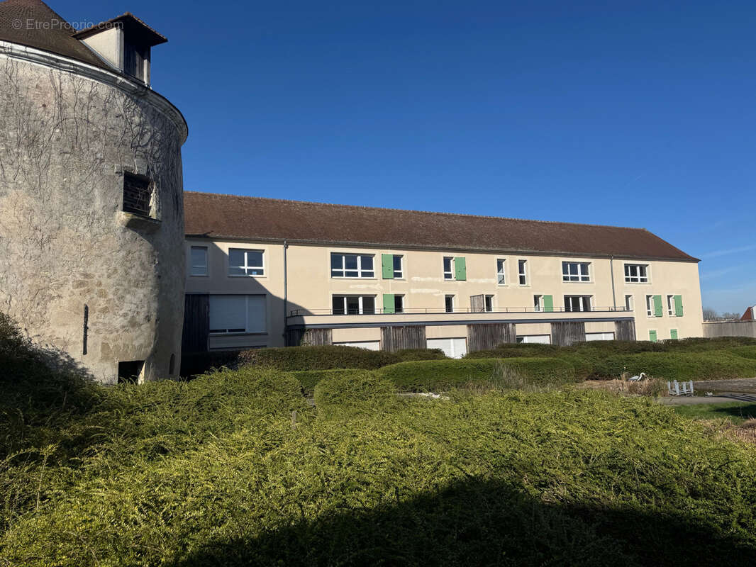 Appartement à SURVILLIERS