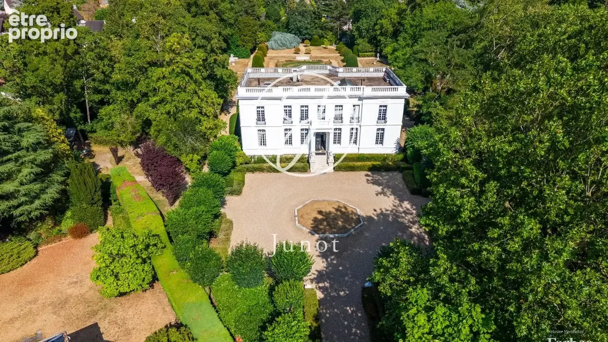 Anet - EURE-ET-LOIR - Château néoclassique au bord de l'Eure - photo 3