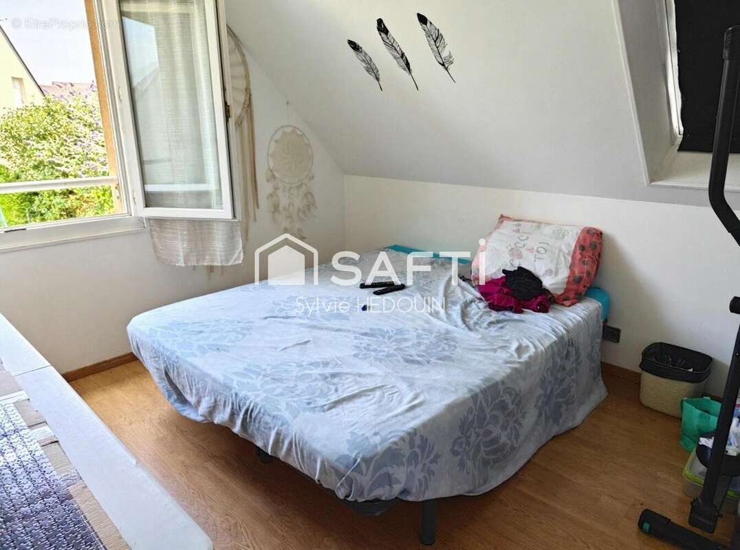 Maison 108 m² à Lassay-Les-Chateaux  - photo 8