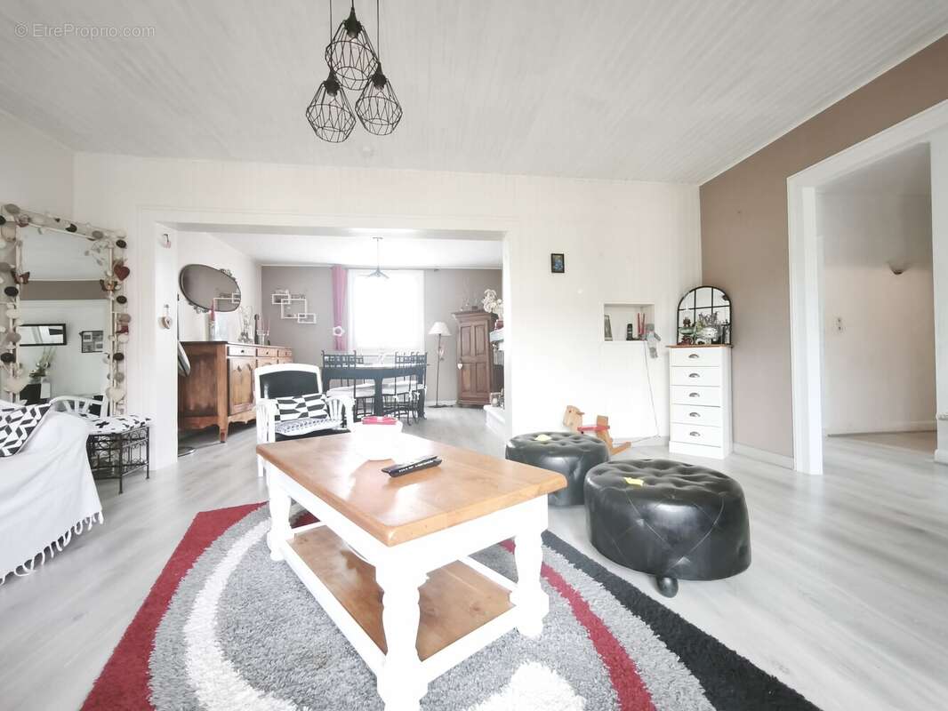 Maison 153 m² à Linars  - photo 18