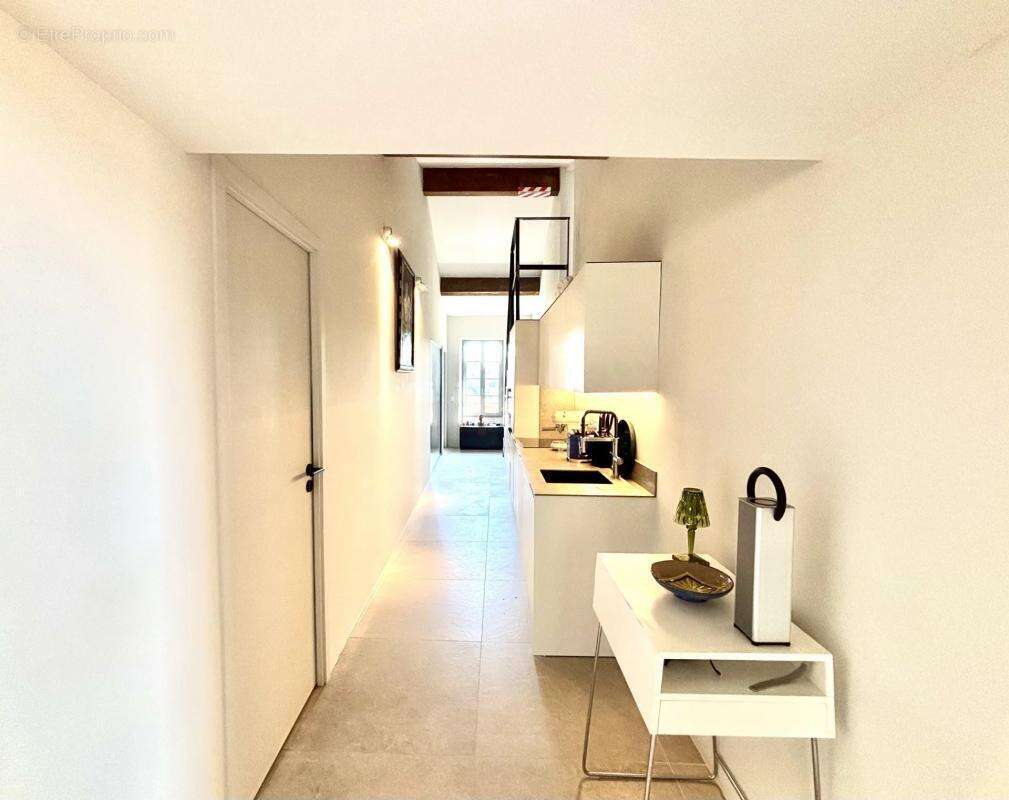 Appartement à VALBONNE