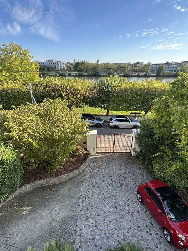 Maison à LE MEE-SUR-SEINE