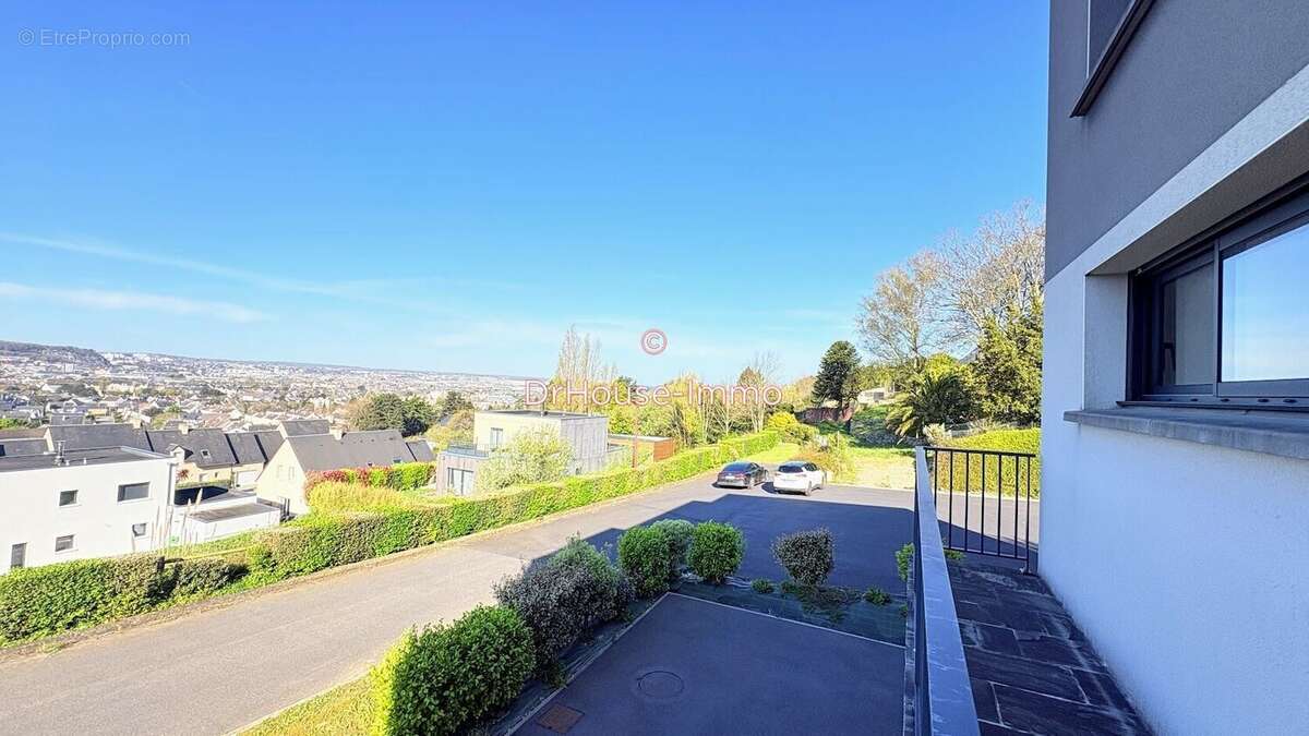 Maison à TOURLAVILLE