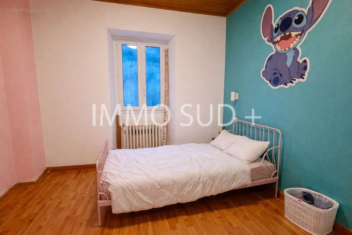 Maison à LIVET-ET-GAVET