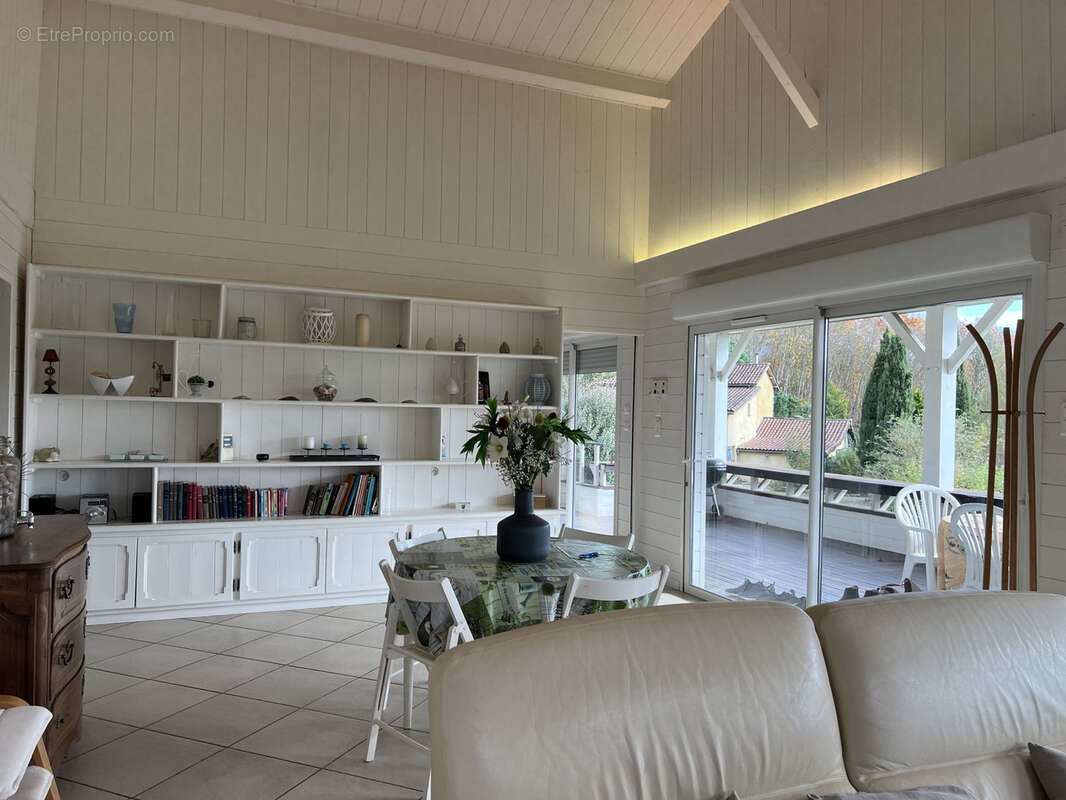 Maison à L&#039;ISLE-EN-DODON