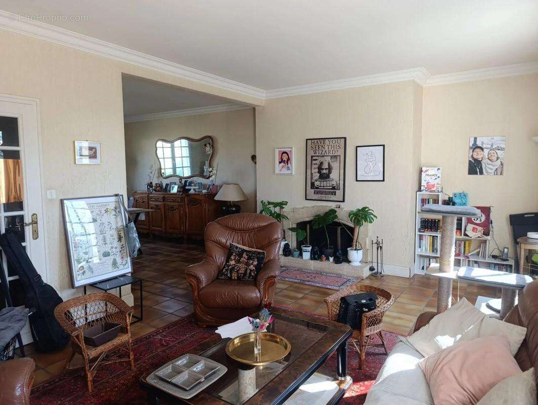 Maison à LE RELECQ-KERHUON