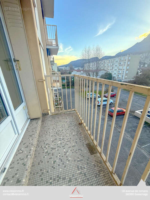 Appartement à FONTAINE