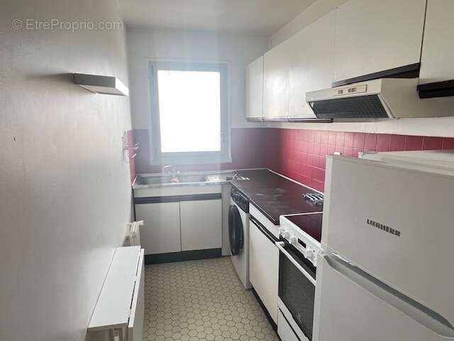 Appartement à PARIS-14E
