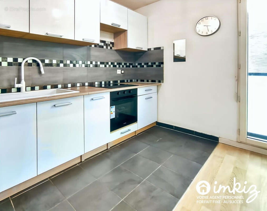 Appartement à AUBERVILLIERS