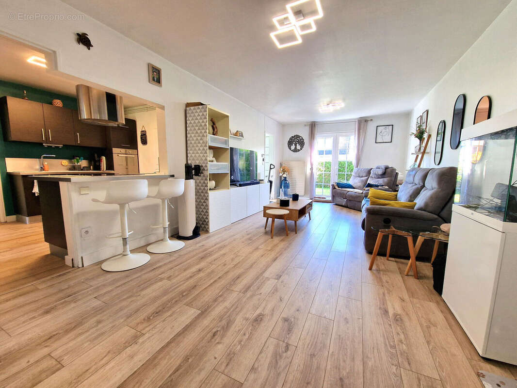 Photo 2 - Maison à RANG-DU-FLIERS