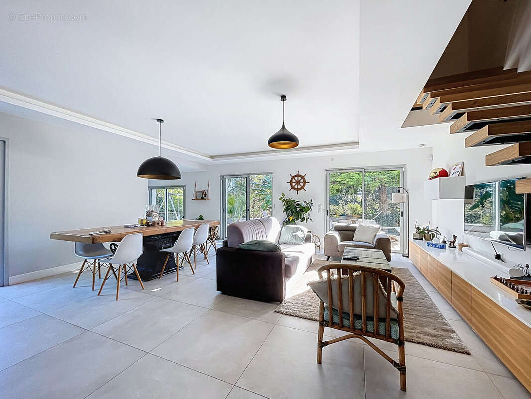 Maison à ANTIBES