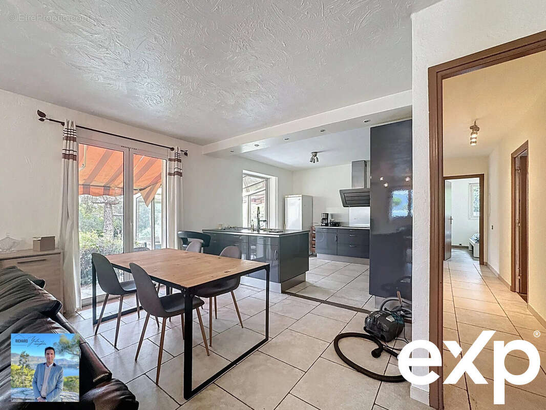 Maison à SAINT-JEANNET