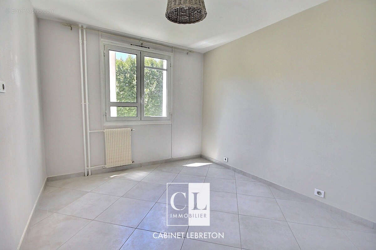 Appartement à MARSEILLE-10E