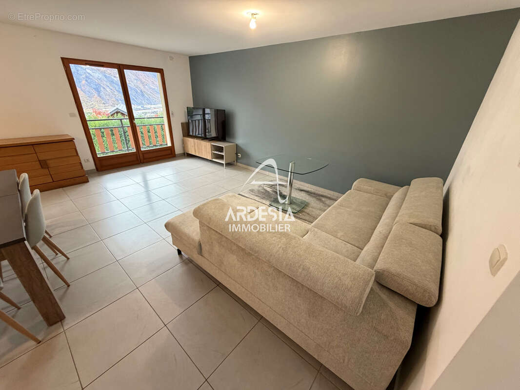 Appartement à SAINT-JEAN-DE-MAURIENNE