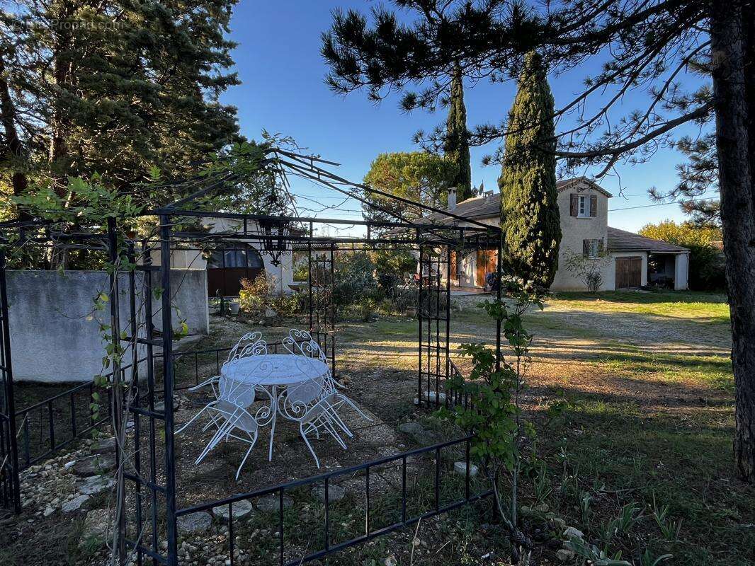 Maison à SAINT-PAULET-DE-CAISSON