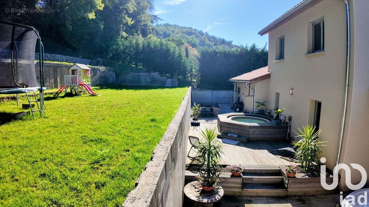 Photo 7 - Maison à SAINT-PAUL-EN-CORNILLON