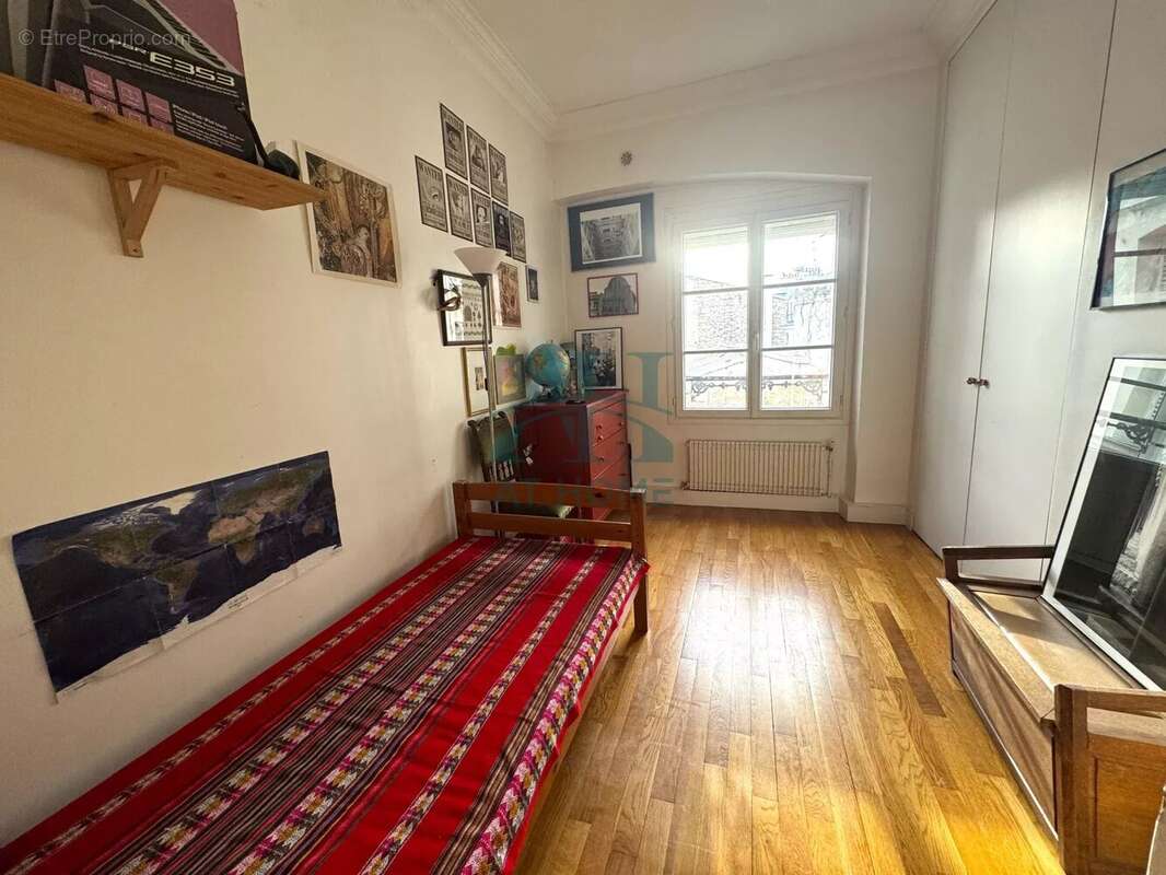 Appartement à PARIS-10E