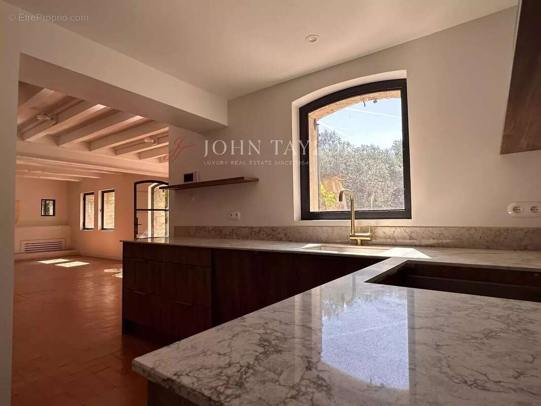 Maison à SAINT-REMY-DE-PROVENCE