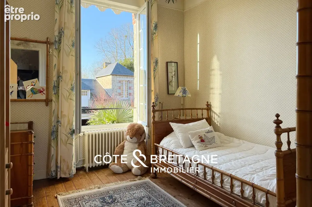 Maison de caractère à Dinan   Demeure bourgeoise avec gîte  Réf : 2025136 - photo 11