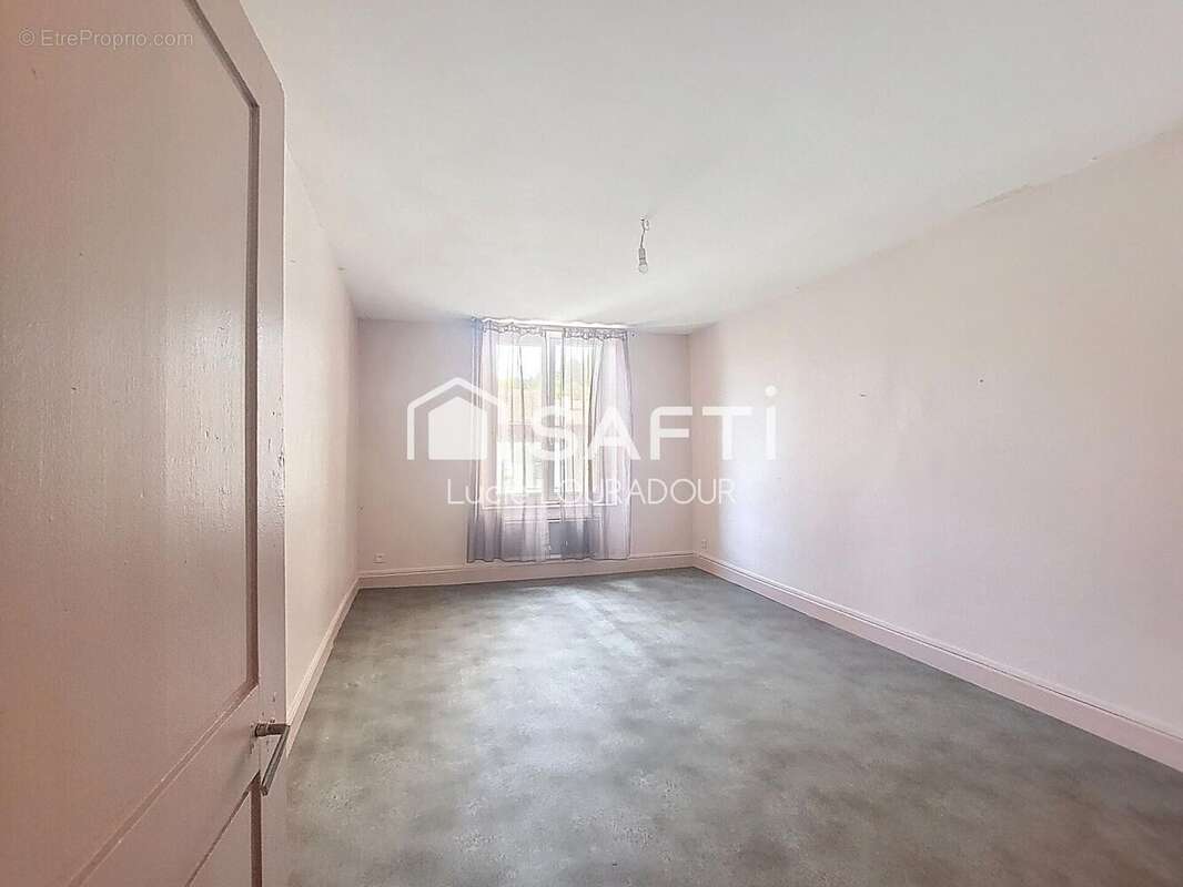 Photo 9 - Maison à MARON