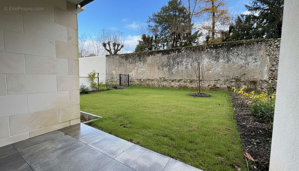 Appartement à SAINT-CYR-SUR-LOIRE