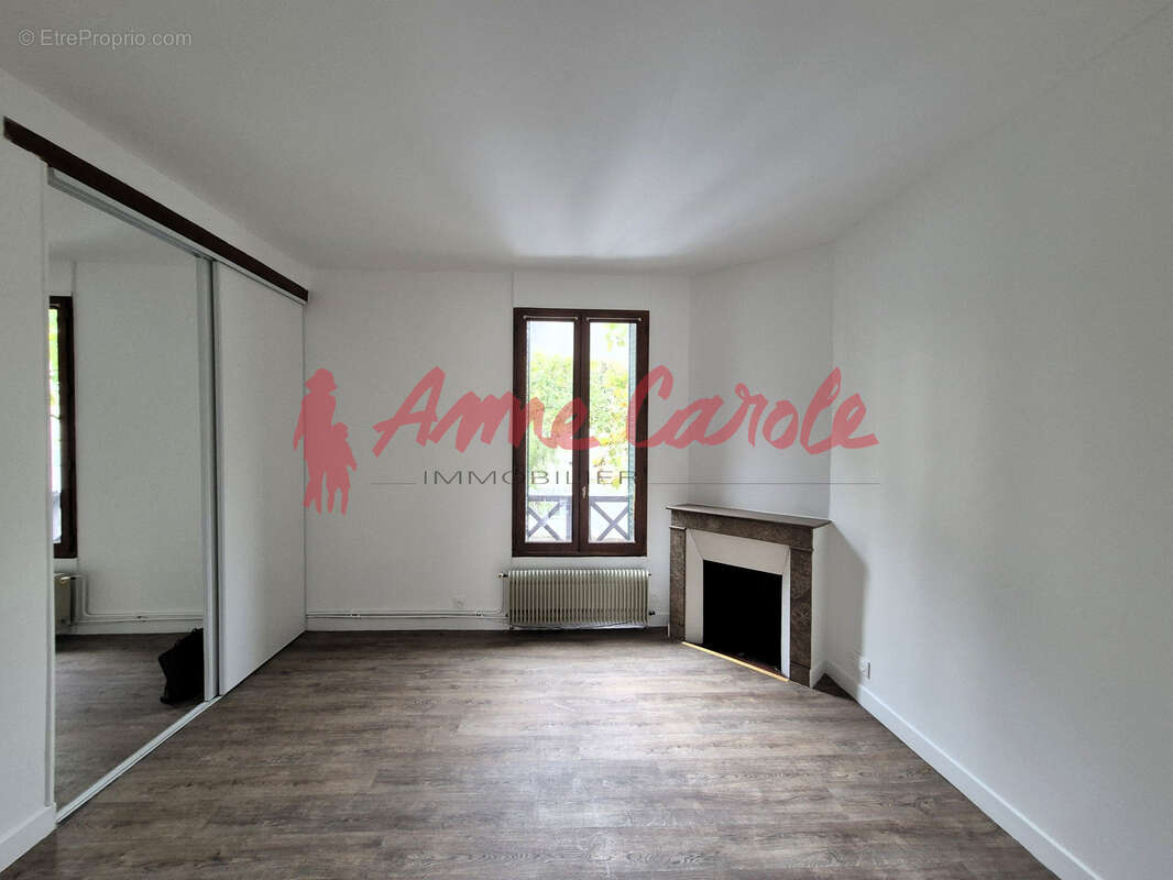  Appartement de 2/3 pièces avec balcon proche RER A - photo 5