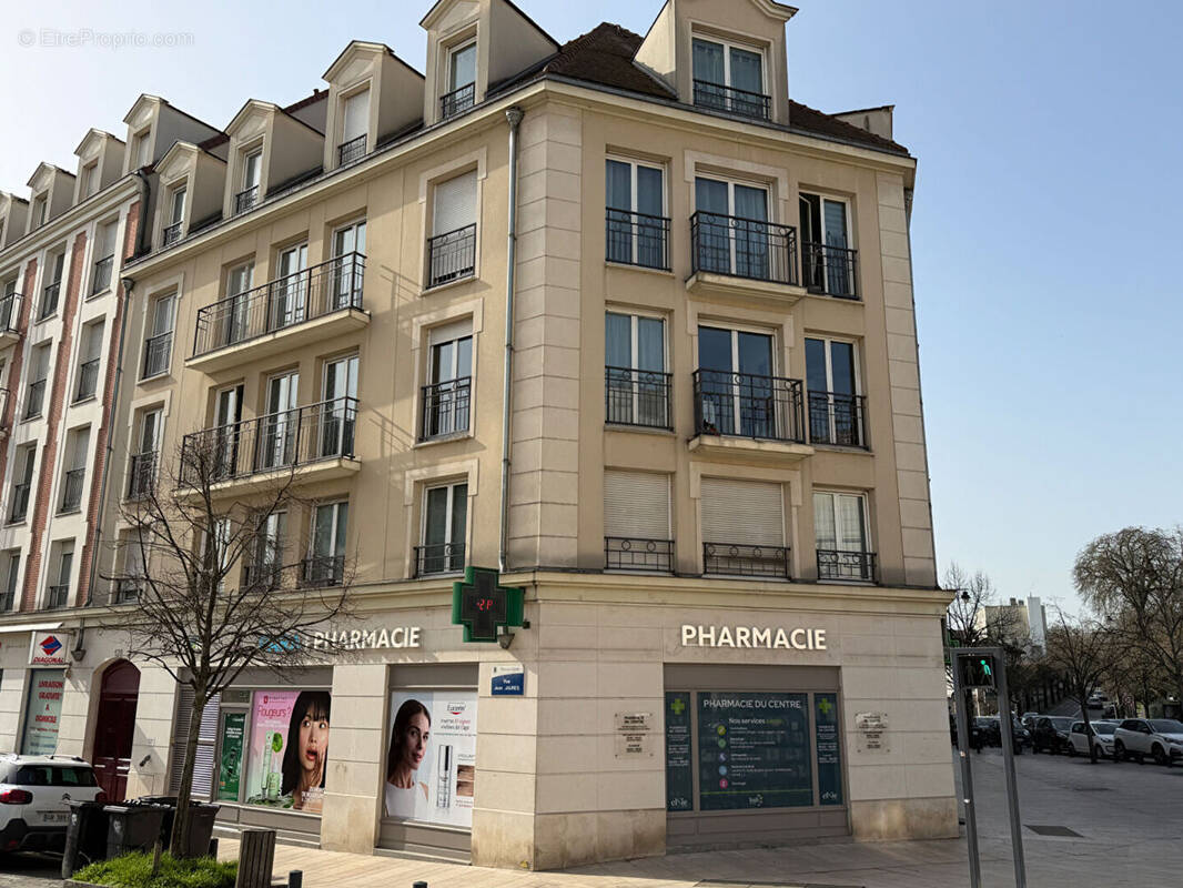 Parking à MAISONS-ALFORT
