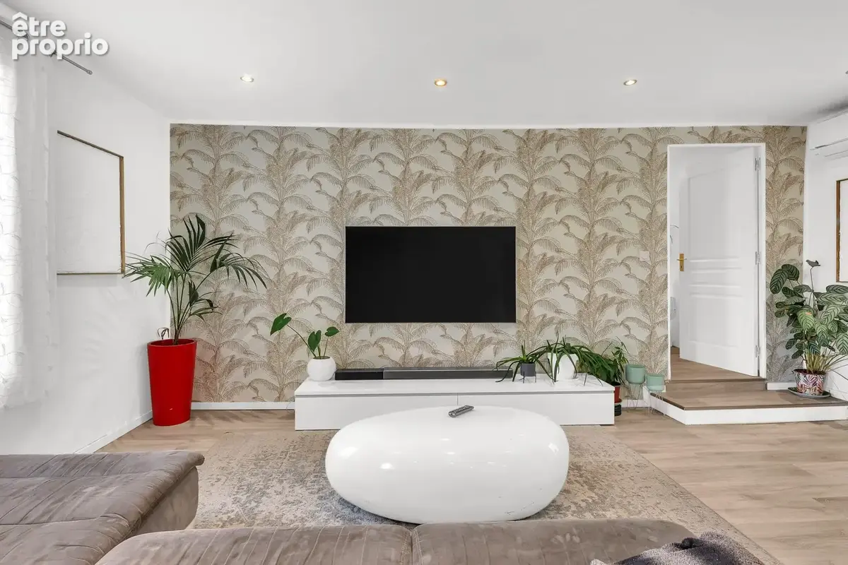 Maison 6 pièces 193 m² à vendre à Cagnes-Sur-Mer (06800) - photo 2