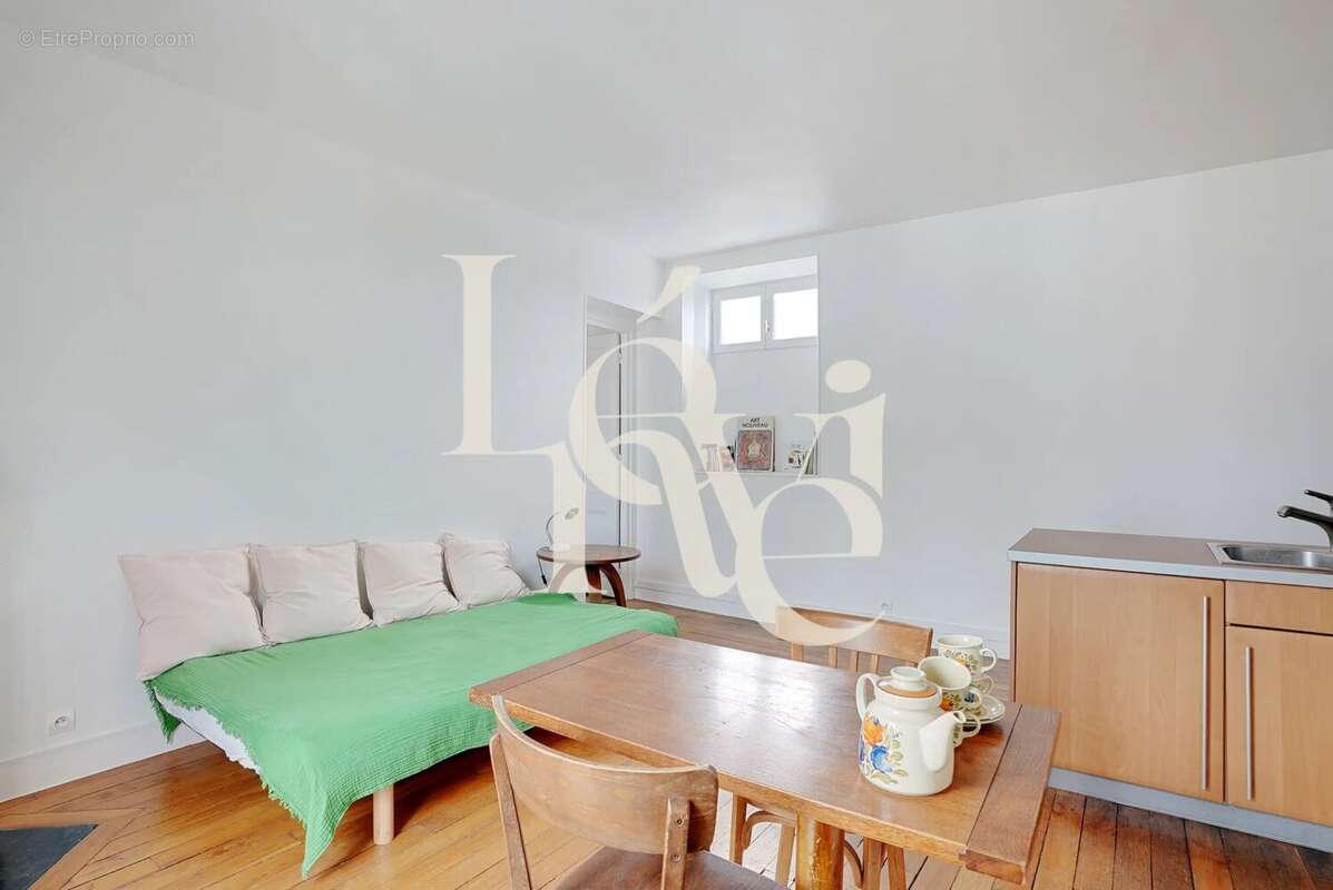 Appartement à PARIS-5E