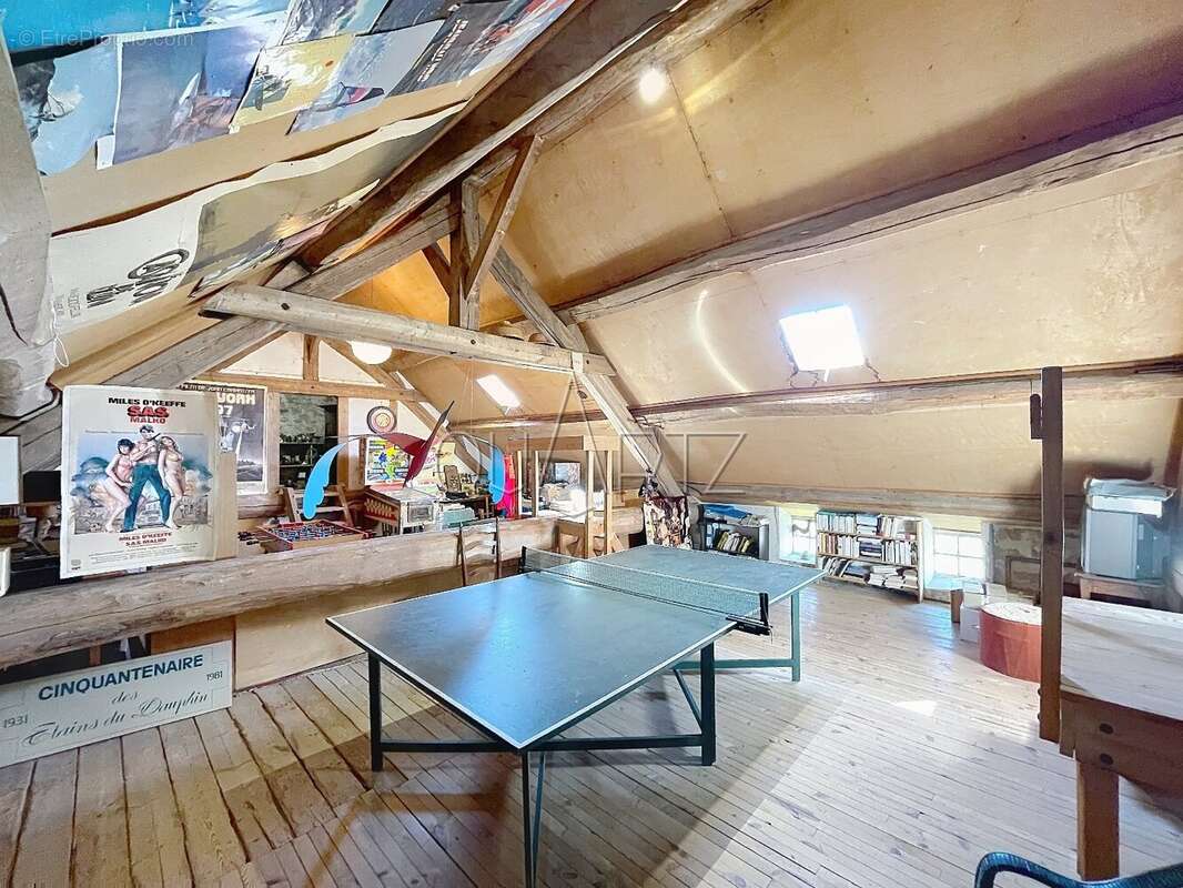 Fort potentiel pour cette vaste maison familiale - photo 14