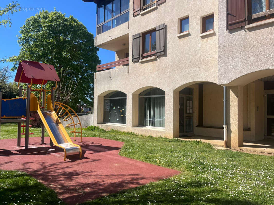 Commerce à SAINT-JUST