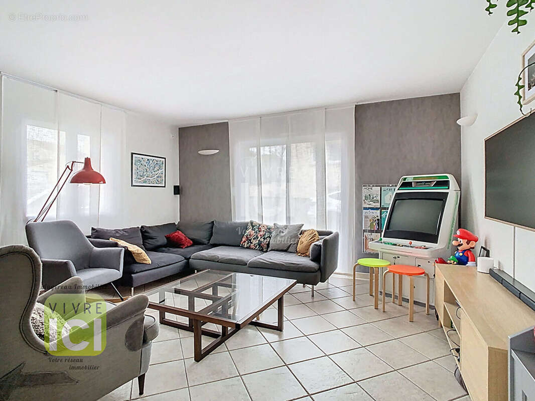 Maison à LA ROMAGNE