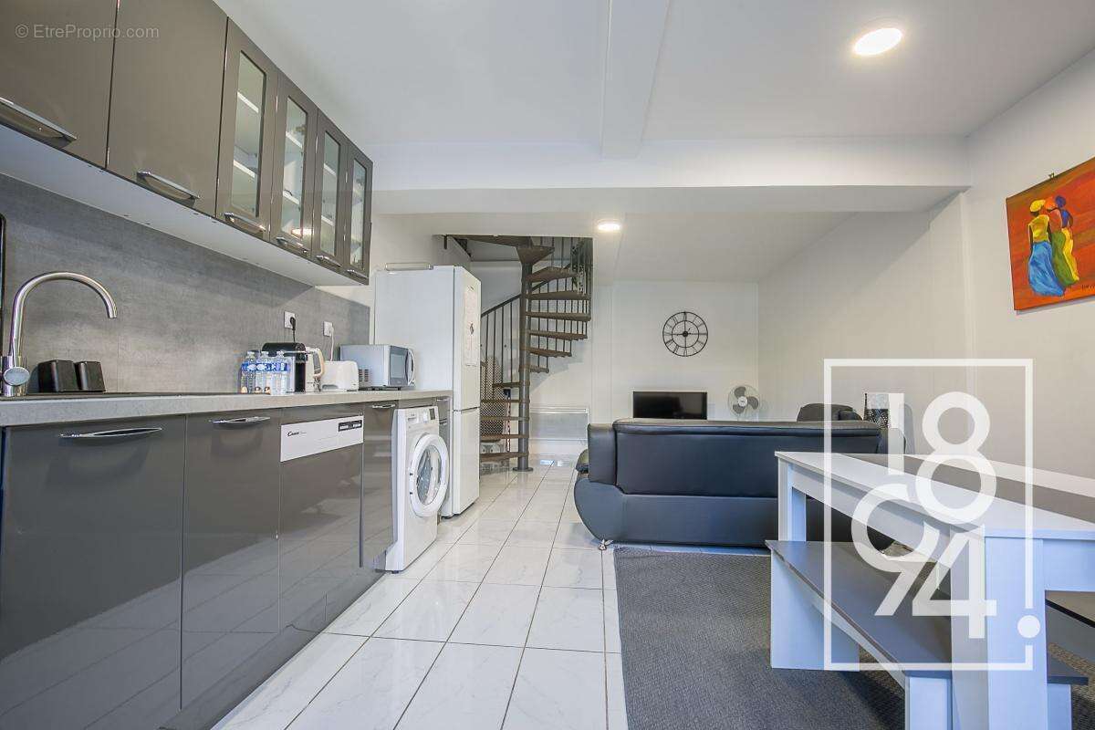 Maison à MARSEILLE-4E