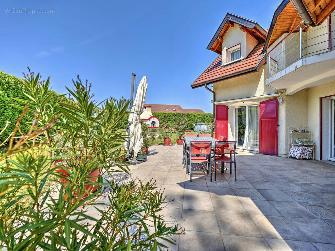 Photo 1 - Maison à LA ROCHE-SUR-FORON