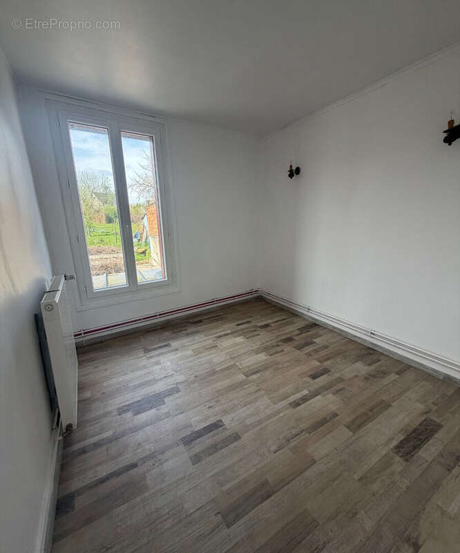 Maison à SAINT-JUST-EN-CHAUSSEE