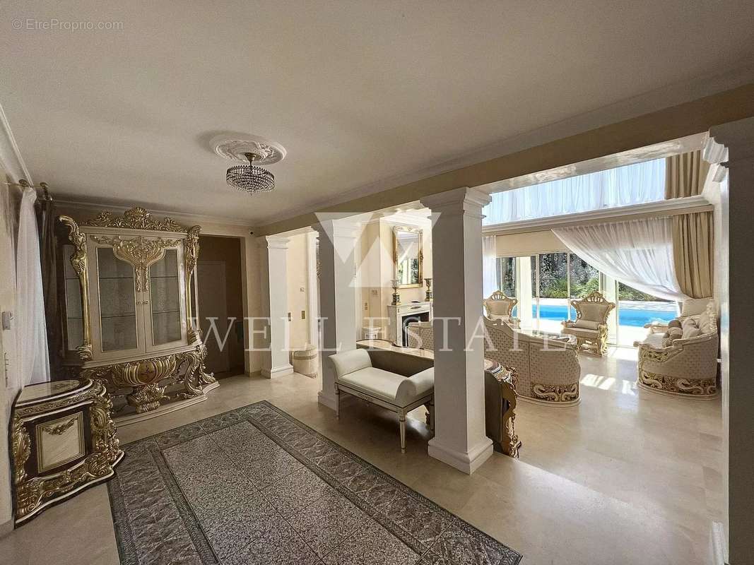 Maison à SAINT-RAPHAEL