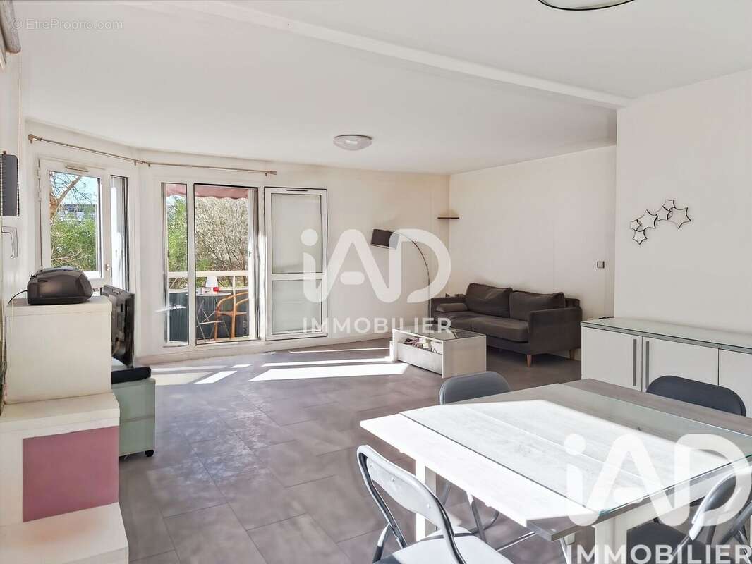 Photo 3 - Appartement à CHAMPIGNY-SUR-MARNE