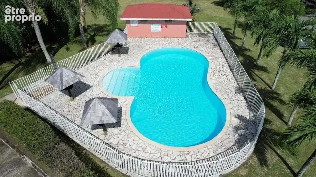 LES TROIS-ILETS : T3 meublé - Piscine - photo 2