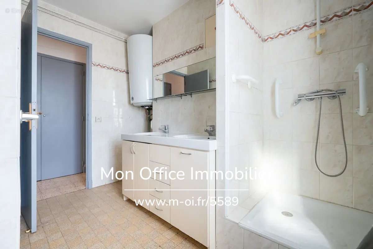 Appartement à MARSEILLE-10E